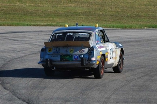 Illustration for article titled The Top 123 Lemons Of The 24 Hours Of LeMons Texas Fall 2009